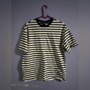 Striped T-Shirt - H&M / Mens (Size M)